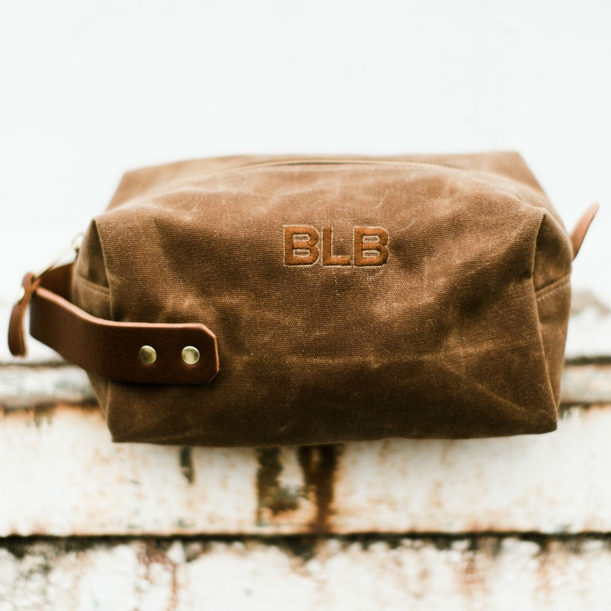 Waxed Duck Island Dopp Kit Tan | Blue Claw Co – Blue Claw Co. Bags